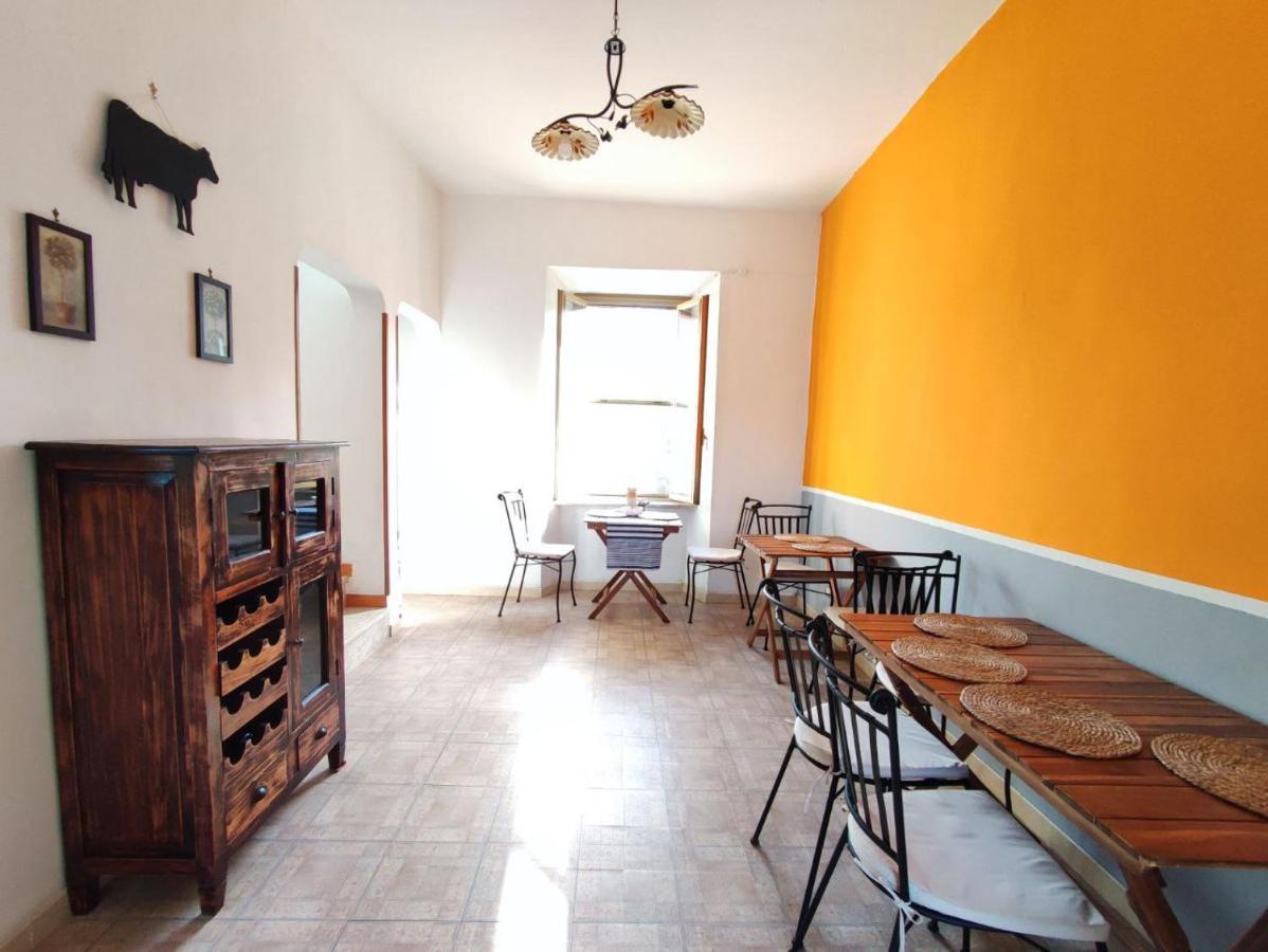 Eco House San Michele Hostel Borgo San Michele  Bagian luar foto